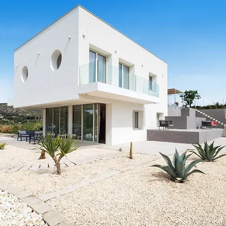 فيلة Contrada نوتو